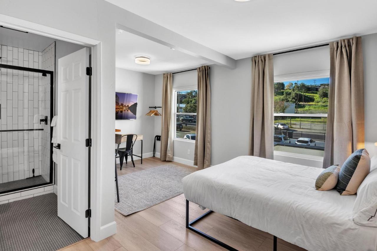 Single Bedroom - Queen Size. Heart Of Downtown Vista Ngoại thất bức ảnh